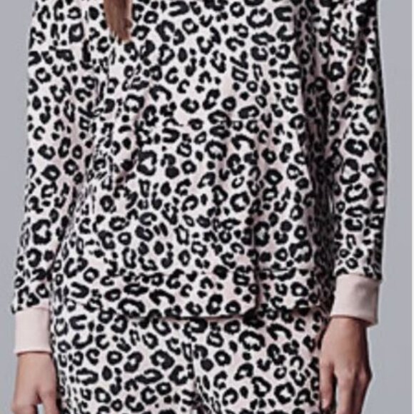 NWT SIMPLY VERA WANG Velour Hooded Pajama Top & Bottom Pajama Sleep Set - Picture 3 of 14